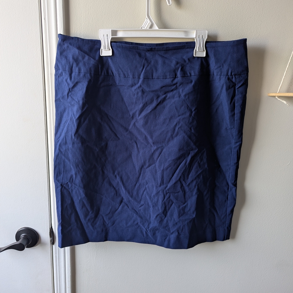NWOT Navy Blue Women's Skirt
